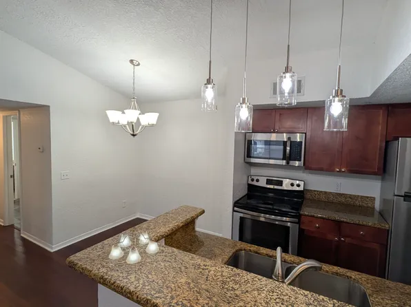 5168 Conroy Rd, Orlando, FL
