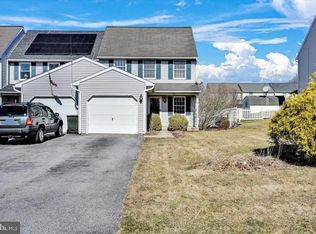 86 Red Stone Cir, Reinholds, PA 17569