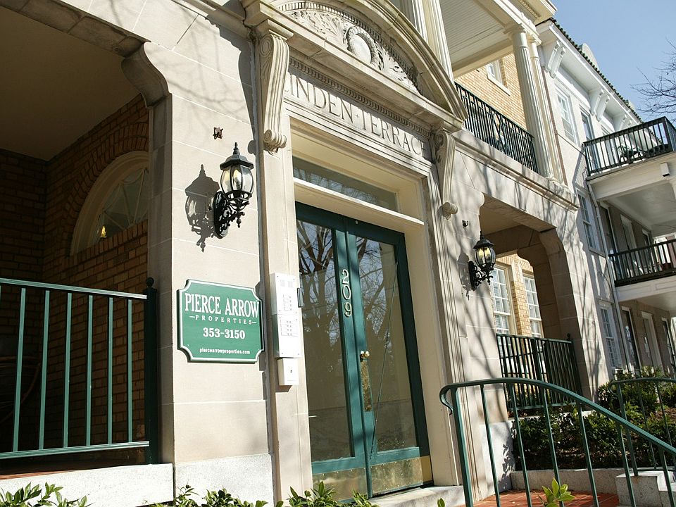1st image of 209 S Boulevard APT 11