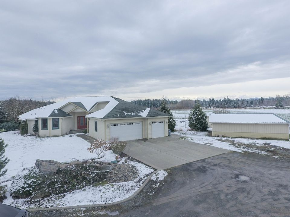 1st image of 32601 78th Ave E