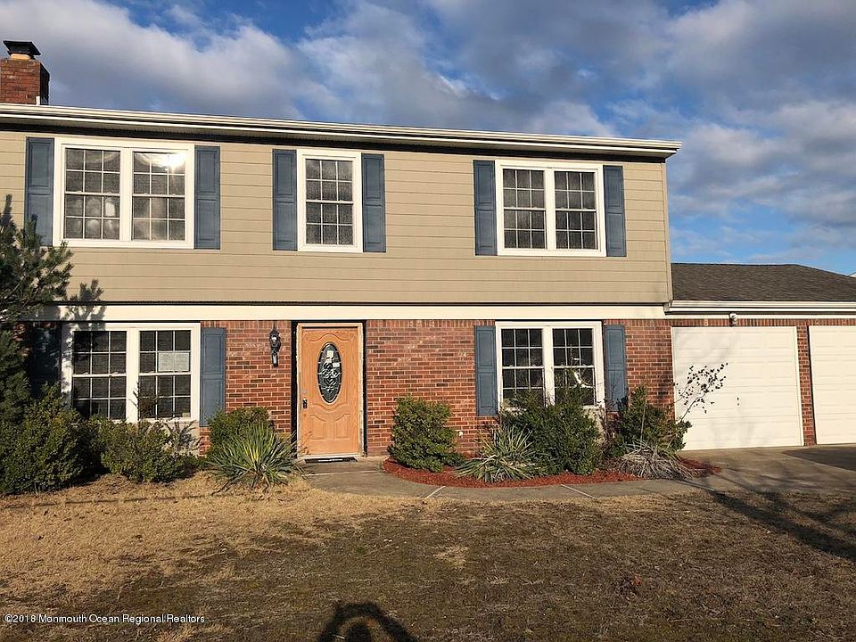 1st image of 1051 Kells Ct