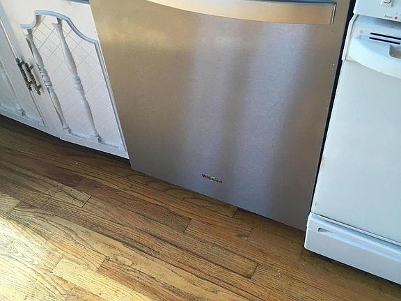 3rd image of 109 A E River Dr