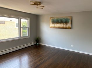 3878 Ruby St APT 2W, Schiller Park, IL 60176