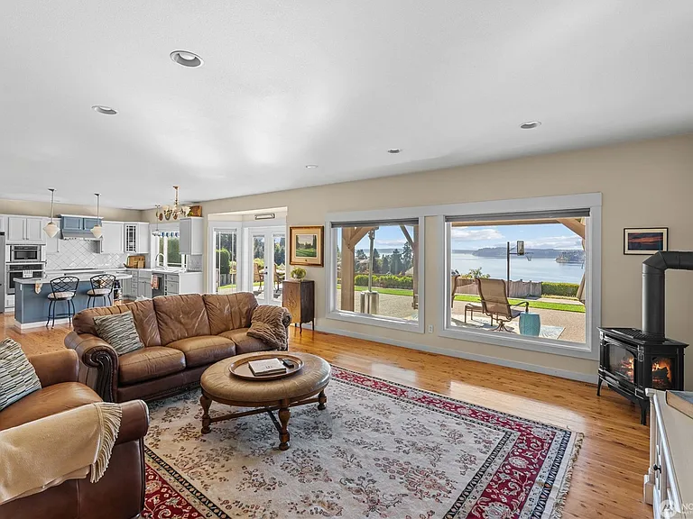 3616 Tahoma Pl W — Photo 21