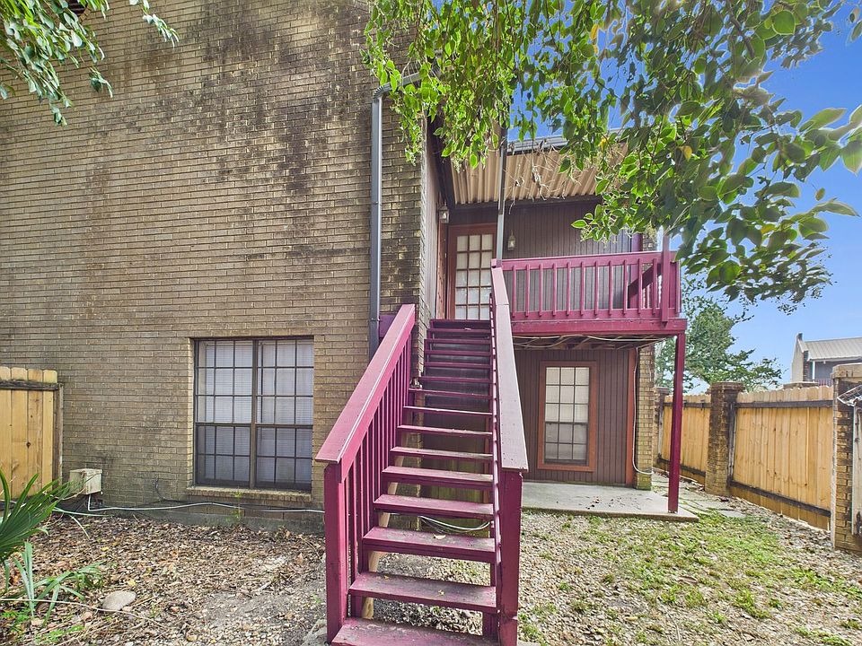 1st image of 107 Shekel Dr #C