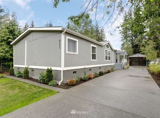 8352 Holly Ln, Maple Falls, WA 98266