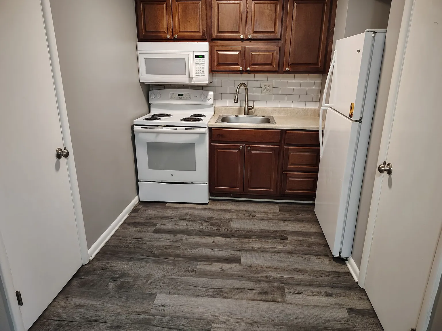 302 N. Birchwood - 7 — Photo 2