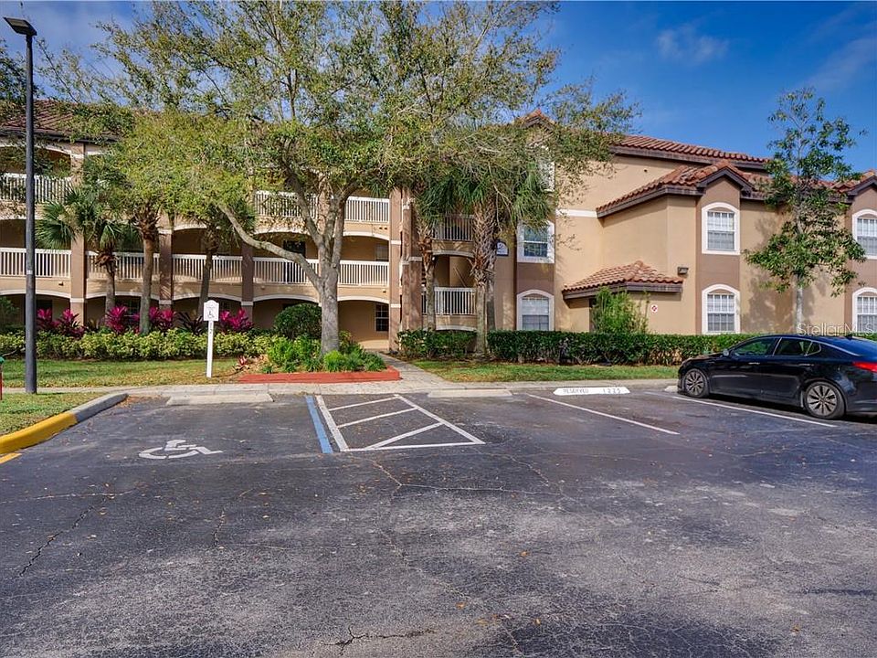 1st image of 13827 Fairway Island Dr APT 1227