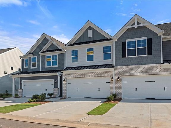 3rd image of 1109 Summerhouse Way