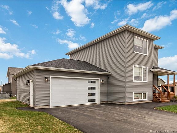 3rd image of 149 Oakfield Dr