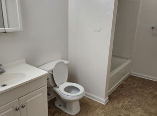 1930 Hobson Rd APT D103, Fort Wayne, IN 46805