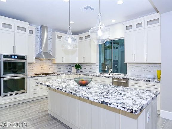 2nd image of 11296 Golden Chestnut Pl