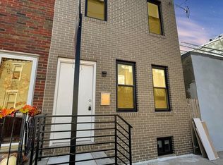 160 McClellan St, Philadelphia, PA 19148