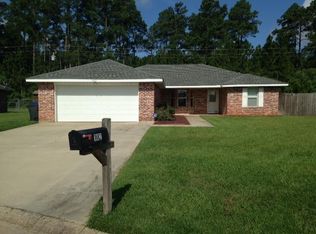 102 Mayhaw St, Deridder, LA 70634