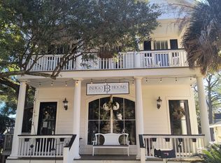 107 W Owens St #2, Southport, NC 28461