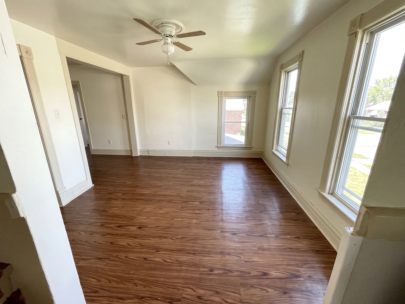 3 bed, 1000 sqft, $875 — Photo 3