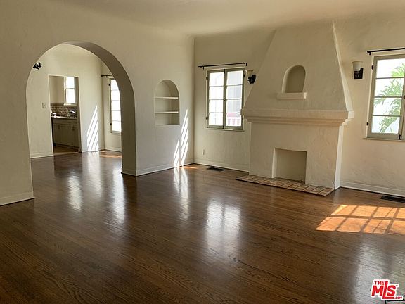 3rd image of 1220 Smithwood Dr #2