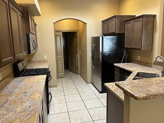 4th image of 4114 Galicia Way