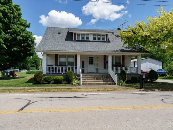19 N High St, Mowrystown, OH 45155