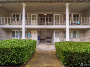 Somerset Place, University Place, WA 98467