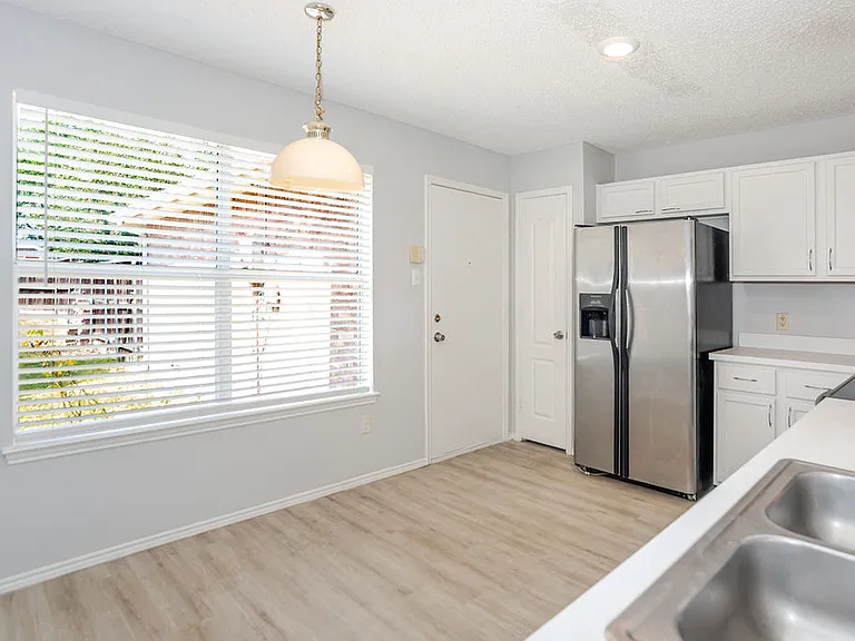 2802 Granite Ave — Photo 8