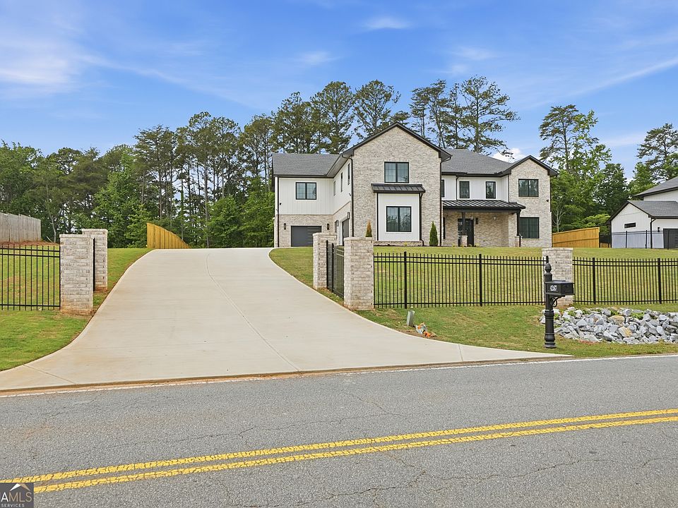 1st image of 4267 Wesley Chapel Rd