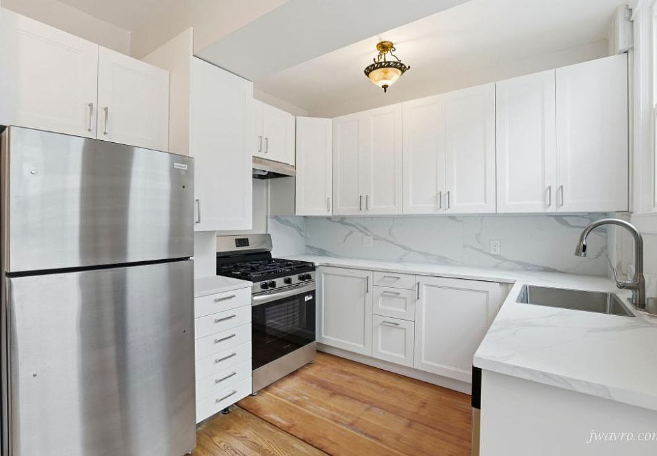1st image of 1346 16th Ave #5