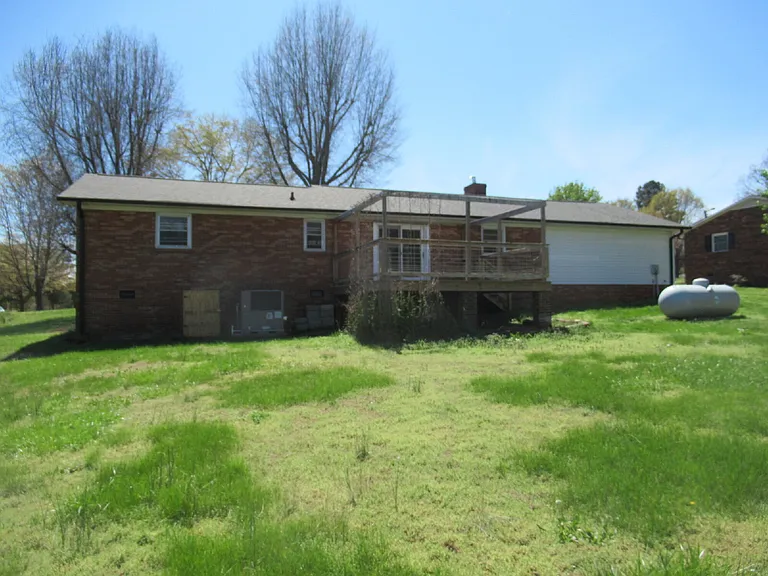 1330 Davis Rd — Photo 25