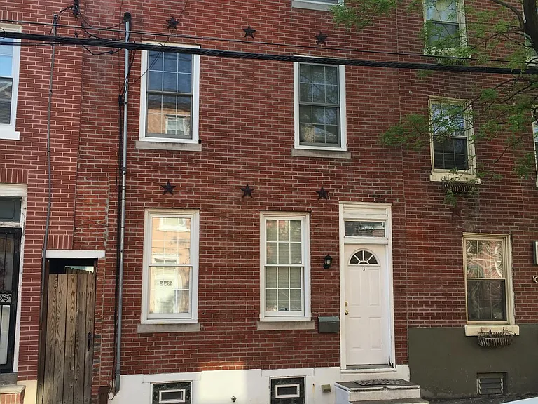 1019 N Lawrence St — Photo 1