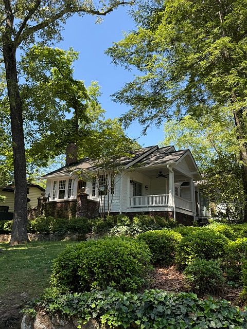 1st image of 201 Overbrook Cir