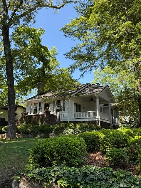 201 Overbrook Cir