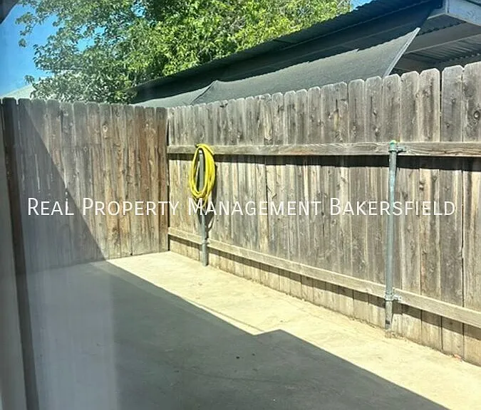 1015 Pacific St #D — Photo 22