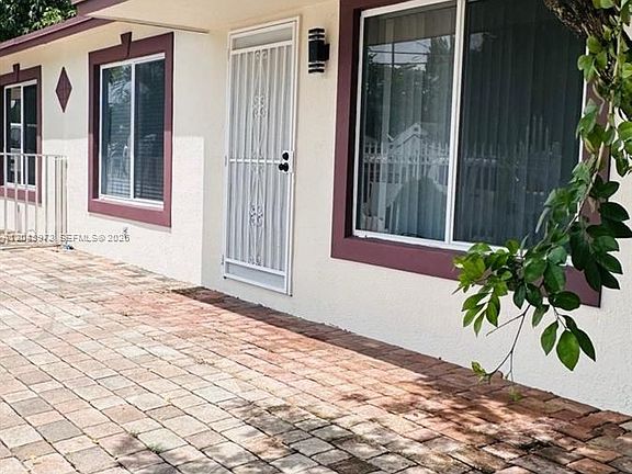 5th image of 1097 NW 38th St