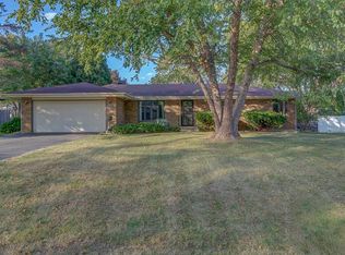 3202 Cavendish Dr, Rockford, IL