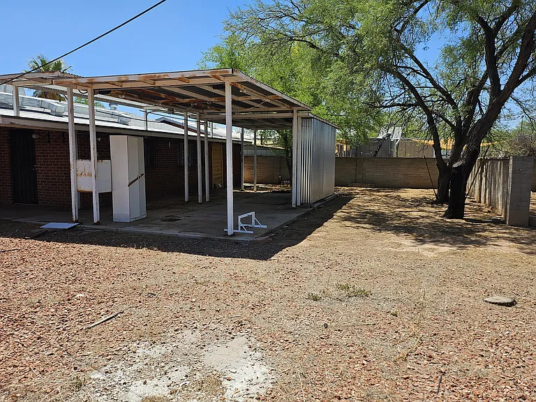 2719 N Baxter Ave — Photo 15