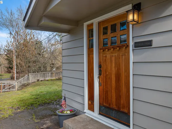 6160 SE Frances St, Hillsboro, OR 97123