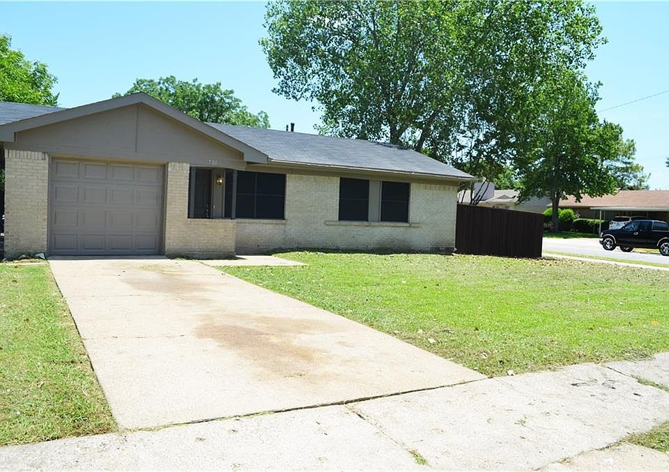 1st image of 701 Grubb Cir