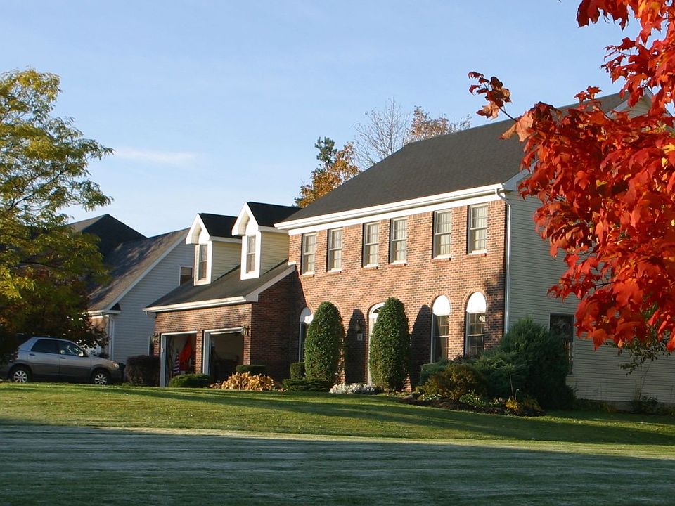 4 Lakeridge S. Drive