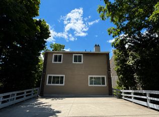 77 Sands Point Rd Floor 1, Pt Washington, NY 11050