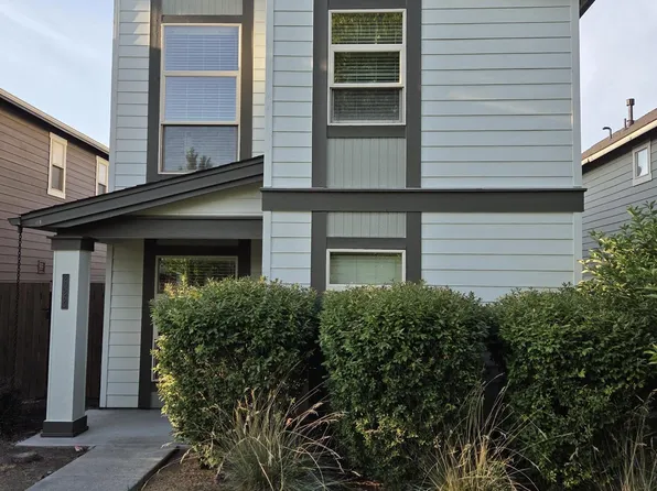 20260 Badger Rd, Bend, OR 97702