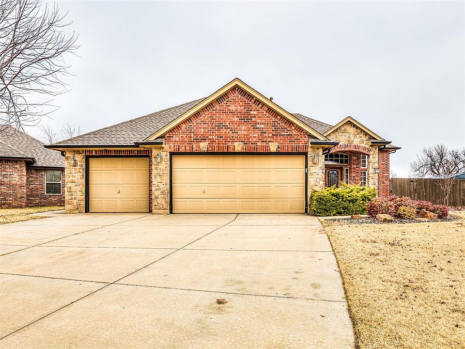 1st image of 531 W Alamo Court Way