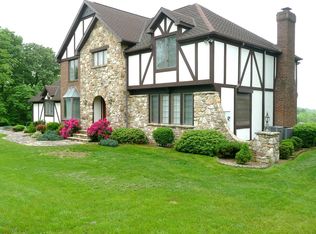 11 Hilltop Rd, Halifax, PA 17032