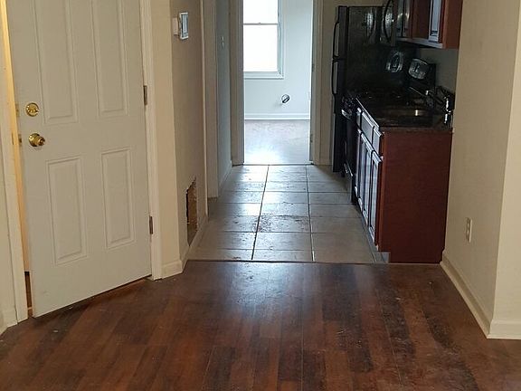 3rd image of 3258 N Carlisle St #23