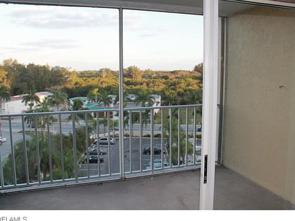 5th image of 2885 Palm Beach Blvd #607