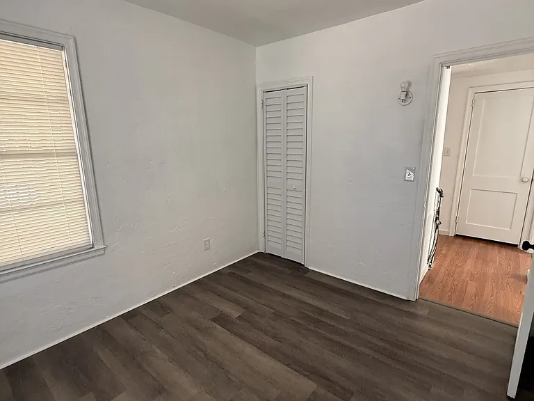 656 NE Lake Dr — Photo 17