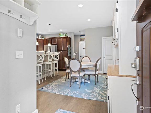 5th image of 14522 15th Avenue W #A