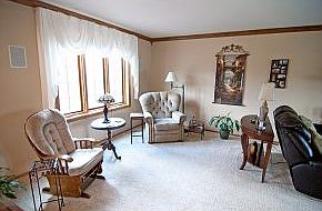 4th image of 2520 Ashwood Ct