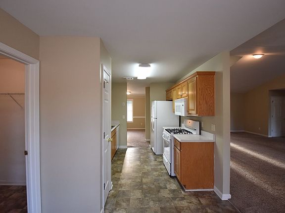 5th image of 1024 Landmark Dr