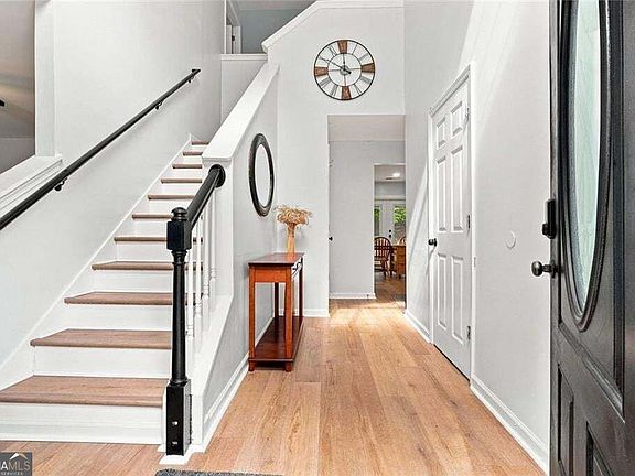 2nd image of 4347 Sentinel Pl NW