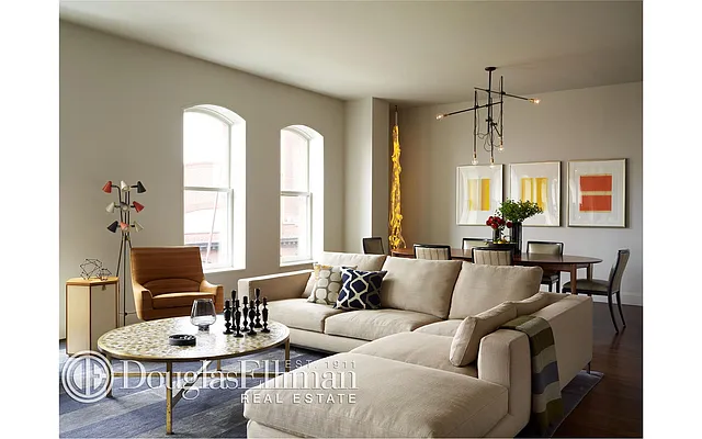 Sold by Douglas Elliman | media 24